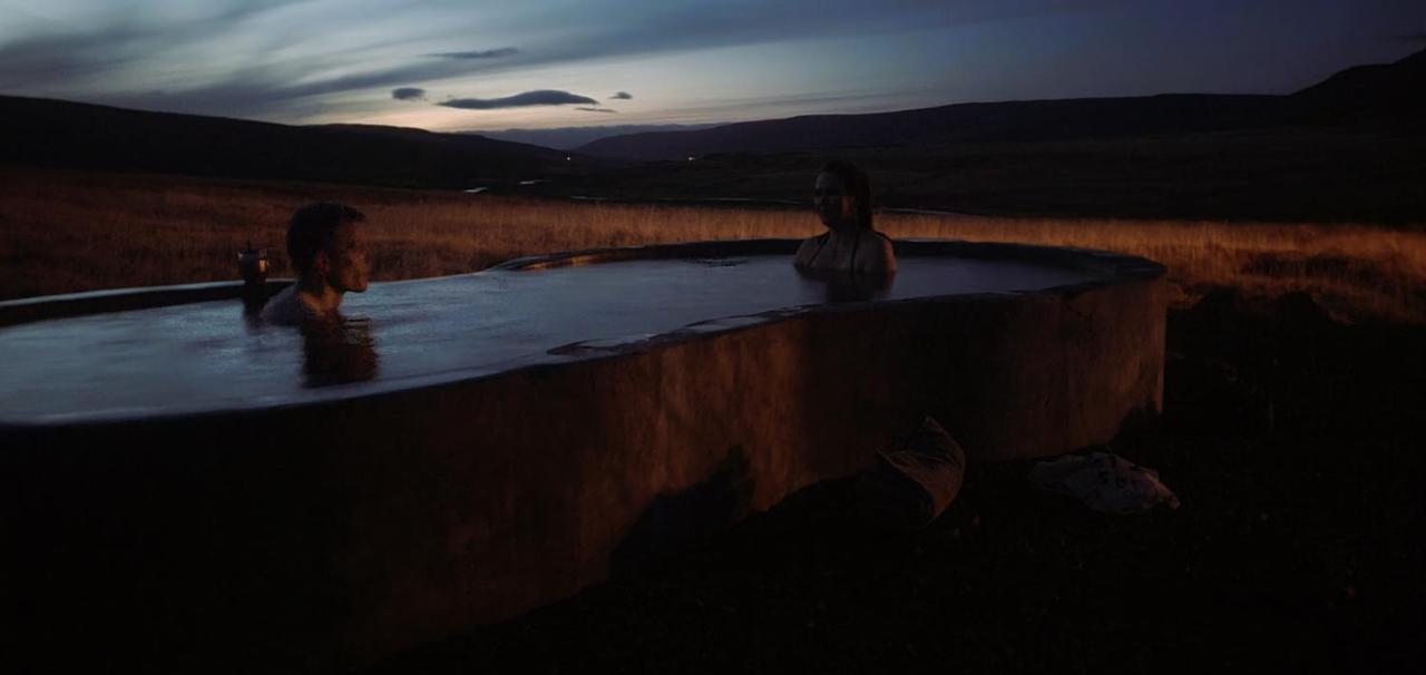 Basalt Hotel บอร์กาเนส ภายนอก รูปภาพ